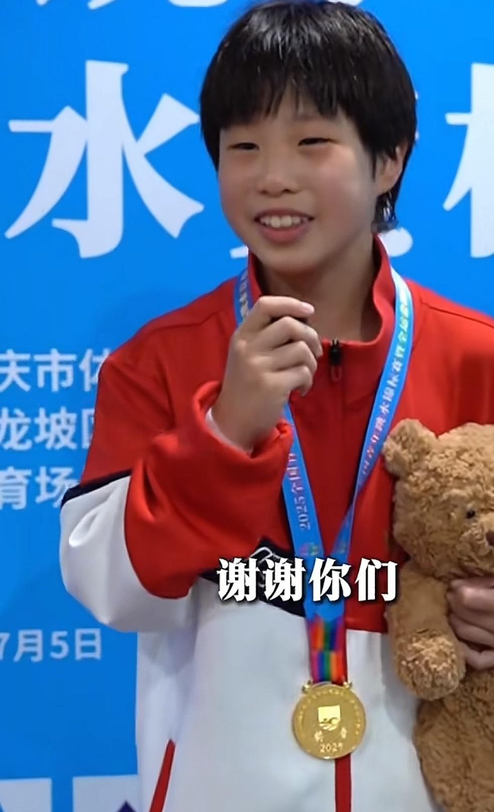 全运会上那些乘风破浪的小孩姐们。一：刘紫涵，12岁，山东代表队，女子单人10米跳