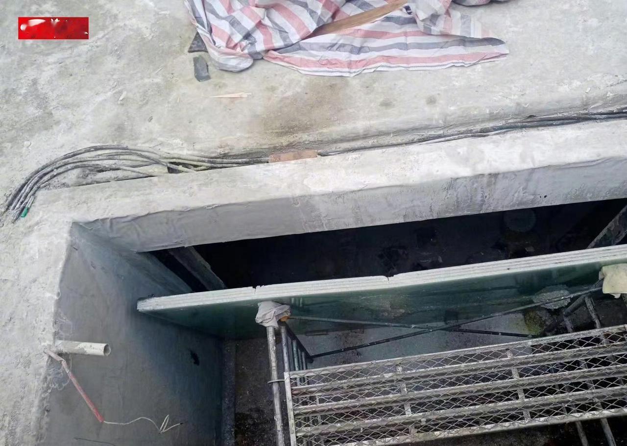 31岁正是扛家的年纪，上有老下有小，就为了1500块安装费，把命丢在西安那个地下