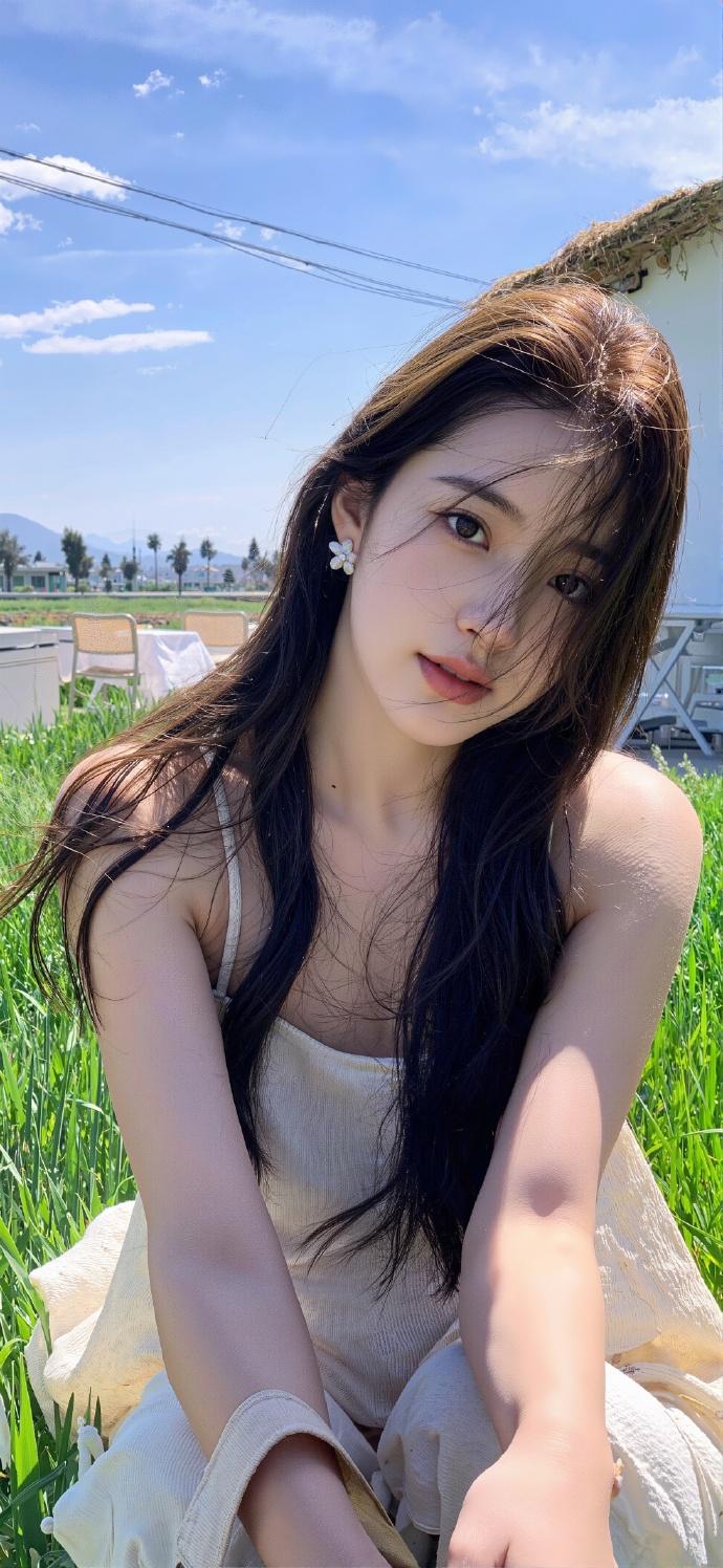 这算“活着”吗？无数次的夜晚意淫出自己人生的伟大宏图，事业、爱人、金钱、健