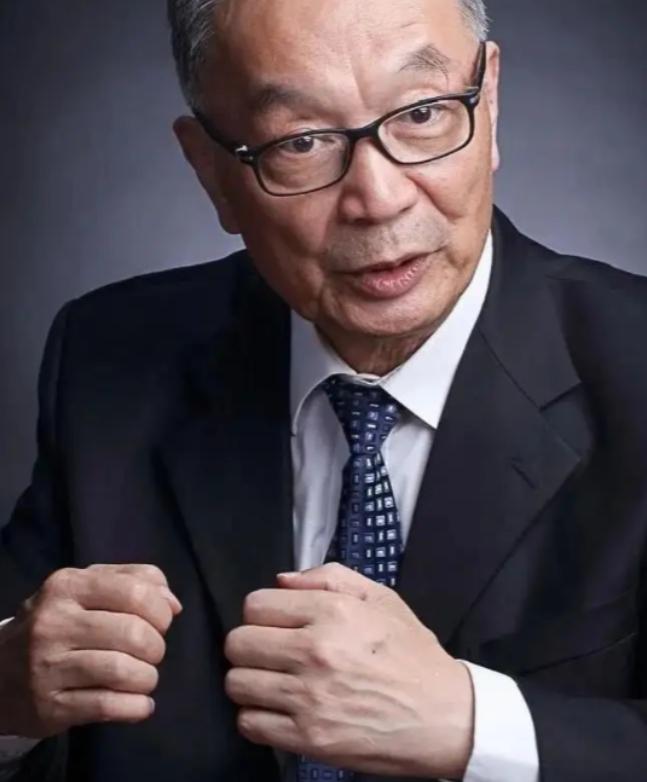 2023年，温铁军一语惊人：“我们为什么一定要走西方那条老路呢？把农民都赶进城，