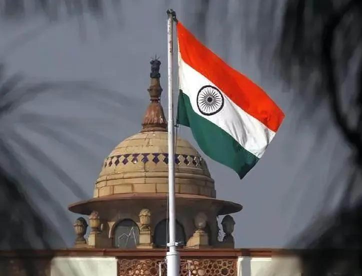 导弹飞越边境，印方称失误，真相如何？2022年3月10日，印度方面发射出一枚