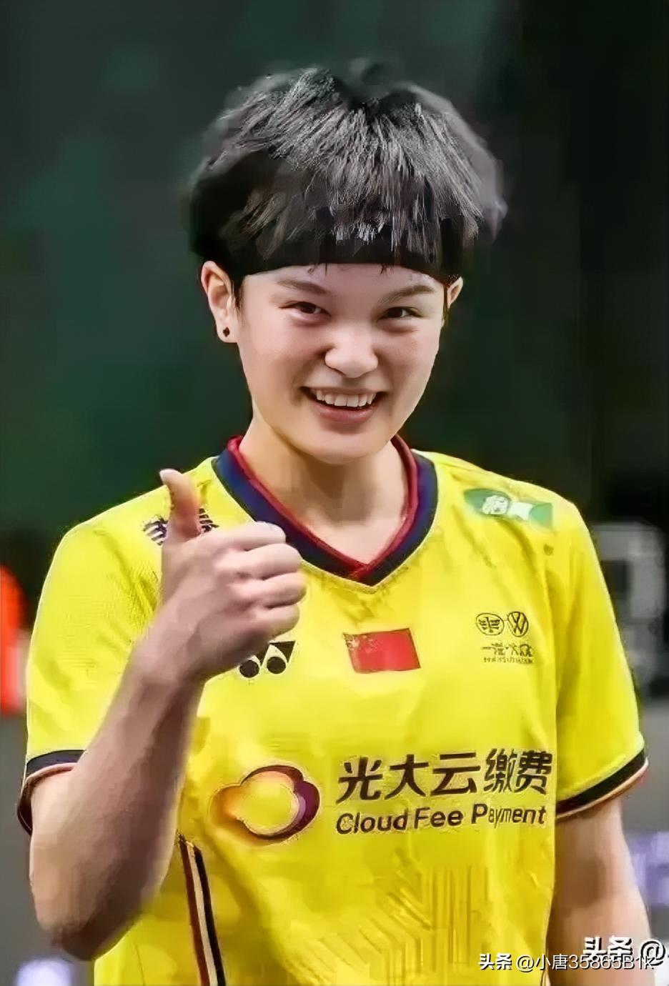 北京时间10月16日，2026丹麦羽毛球公开赛展开一场女单1/4决赛的较量。20