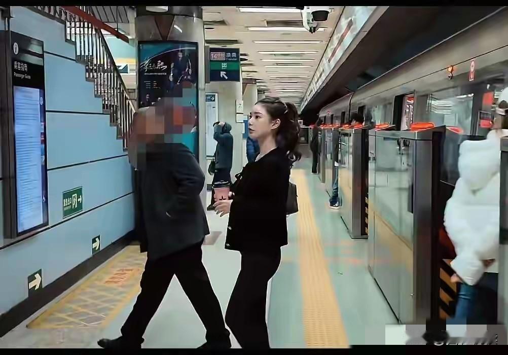 有预感马筱梅一发新视频就离下次直播不远了她每次都是相似的节奏直播前都会