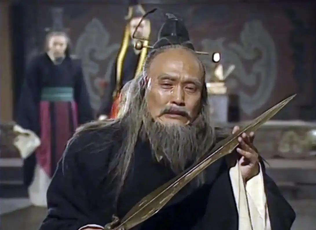 公子光与吴王僚的34年恩怨公元前515年4月的一个夜晚，吴王僚在堂兄家里吃了
