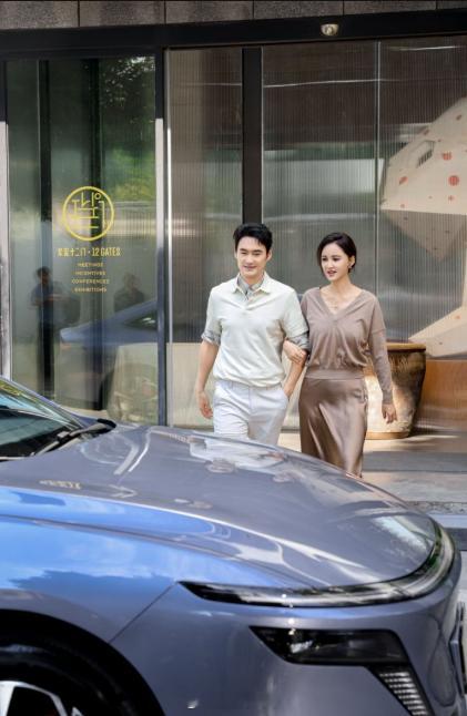 张歆艺说N6真能装东风日产N69万级大电池超舒适插混N6一款9万级的B级车，就