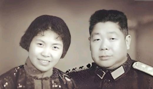 1949年，陈赓带着“妹妹”来到陈锡联的指挥部，刚一进门，陈赓就说道：“胖子！你