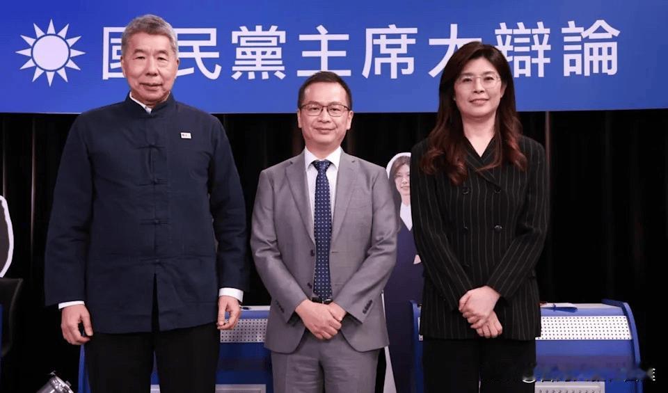 郝龙斌中部大本营成关键！胡志强背后暗藏什么玄机最近国民党主席选举的热度持续