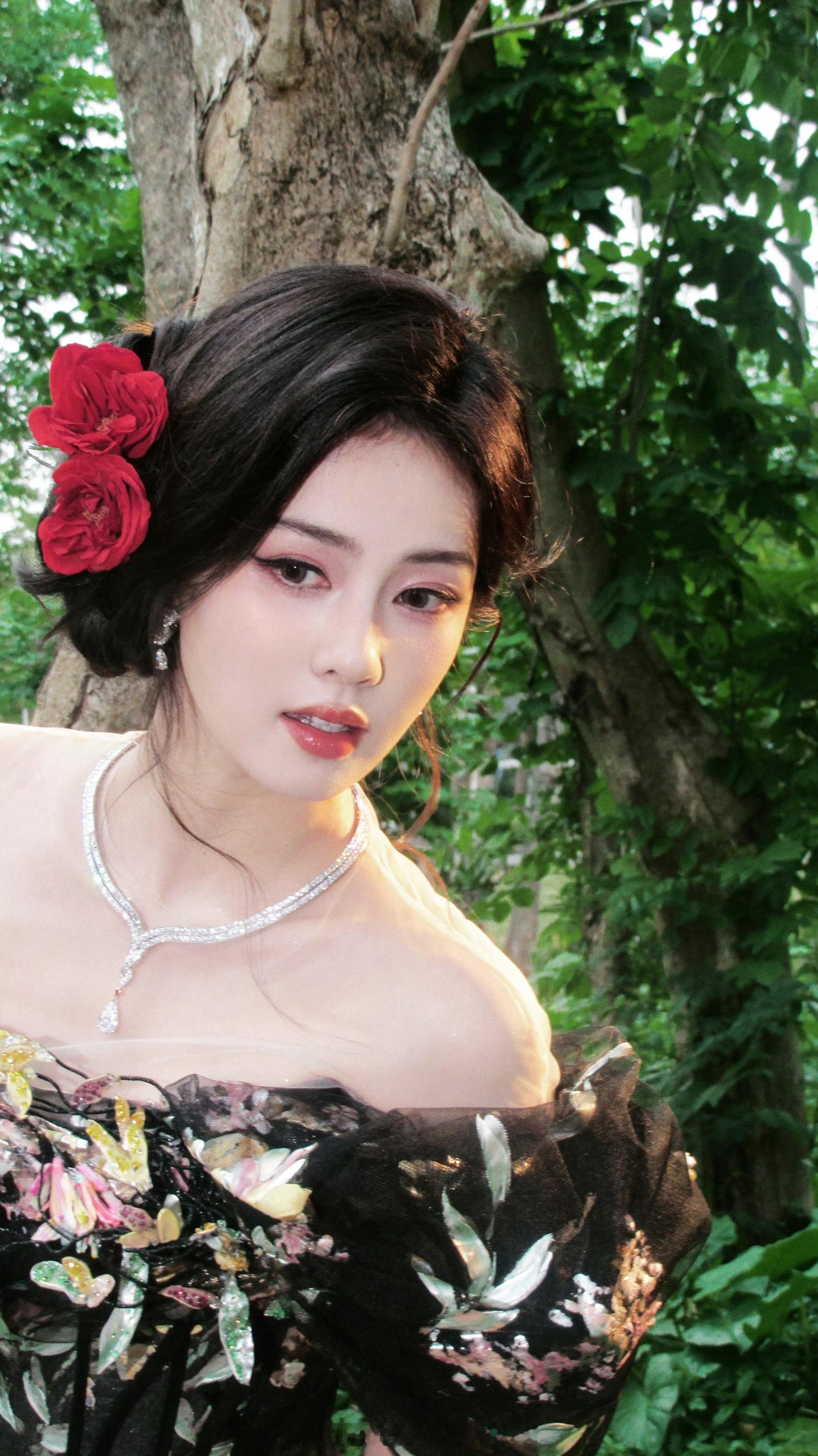 白鹿星光大赏造型怼脸图，每张都美到尖叫！！