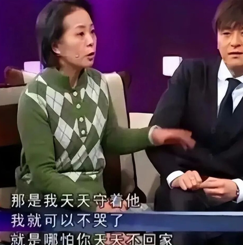 46岁的朱雨辰又上热搜了。 不是因为新戏不是因为恋情还是因为那个永远绕不
