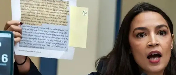 特朗普要完蛋了，可能要被赶下台世界要变天了吗？特朗普竟然