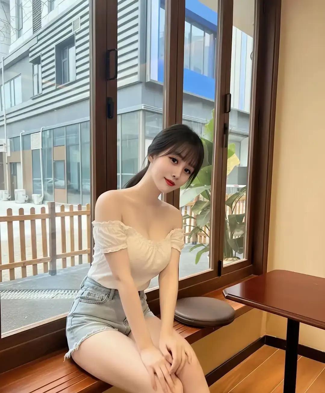 30岁堂妹被亲戚挂上网，说她把“海归博士”划掉，仍要本地房、车、年薪五十万，评论