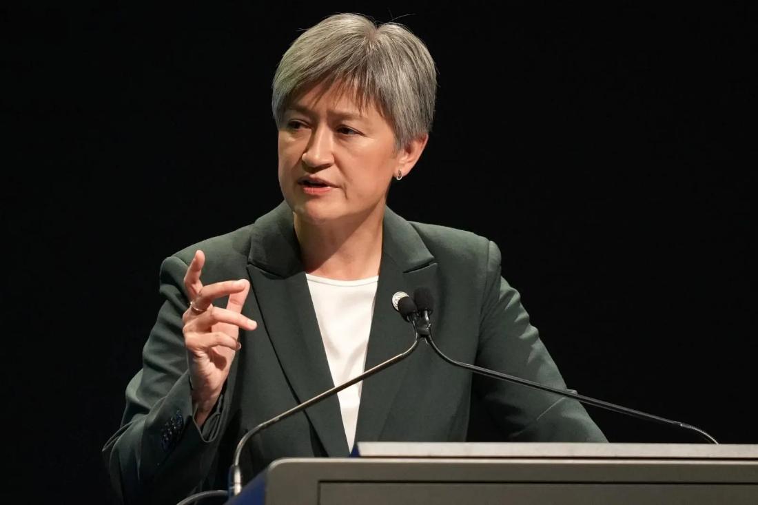 澳大利亚外长黄英贤发表严正声明，7月6日，针对中国海军核潜舰于中午，成