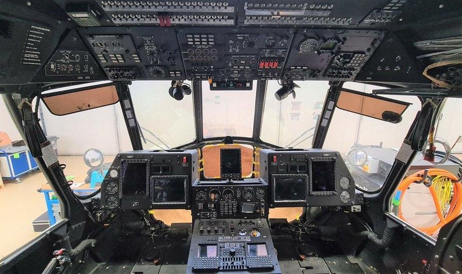 捷克空军Mi-171S的現代化驾驶舱。捷克国有公司LOMPraha正在对库存