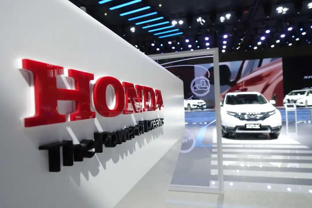 怒了！2026年10场音乐节集体翻车，临近演出突然取消，乐迷血本无归！花钱