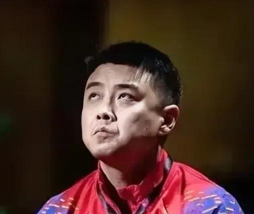 不幸言中，实力使然。黄友政一轮游。向鹏一轮游，刚刚2：3不敌弗朗西斯卡。薛
