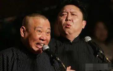 你相信吗？郭德纲于谦的相声居然是从不排练，直接上场就开说的。按理说，不管是相