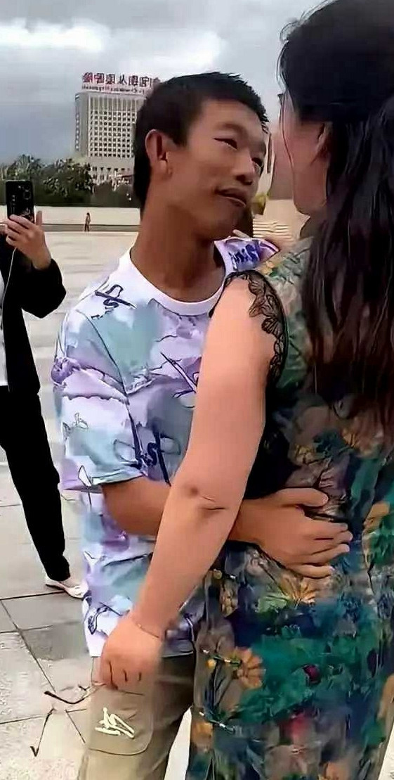 迟来的爱情