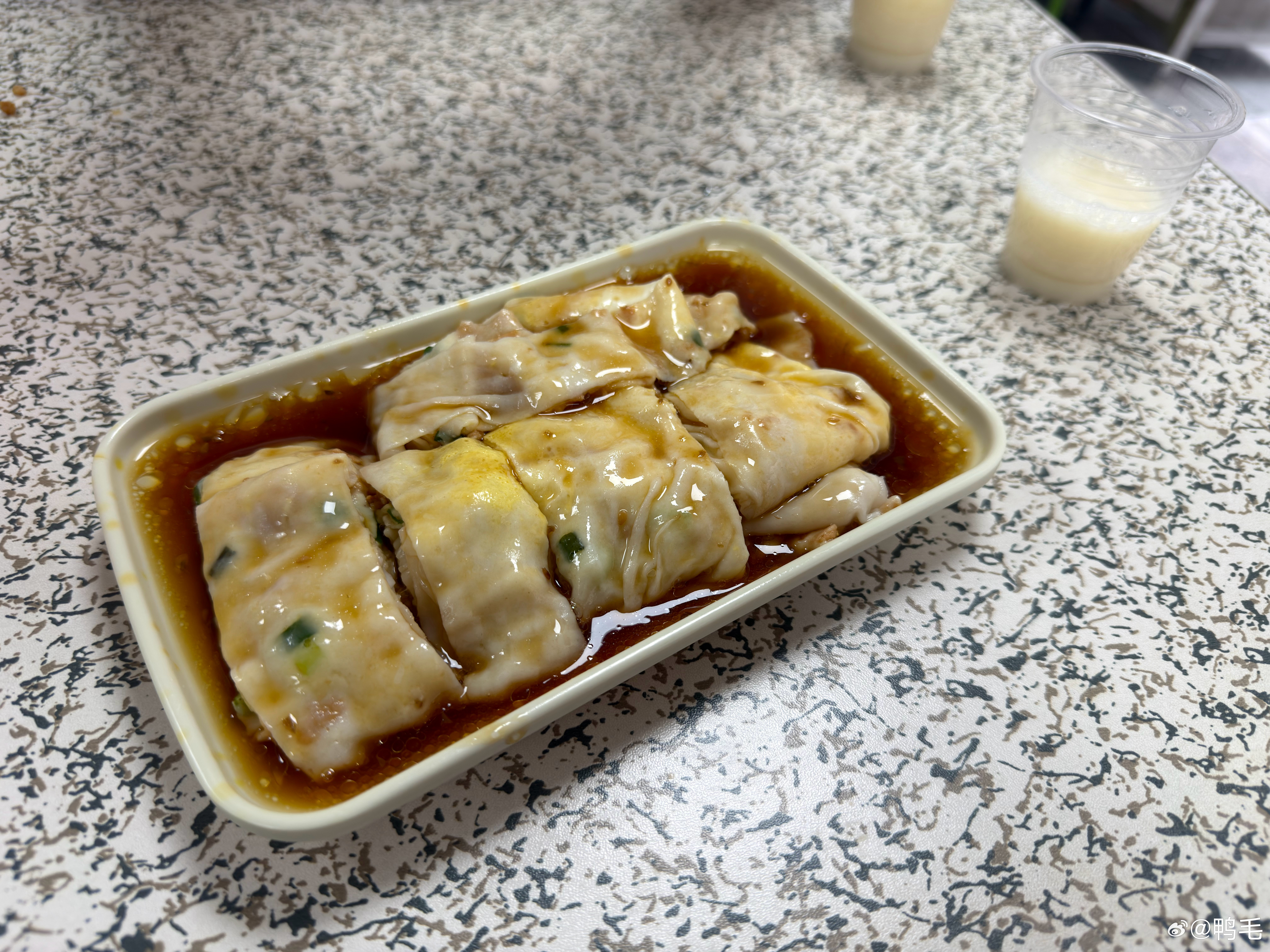 早，吃个肠粉赶飞机去了~深圳
