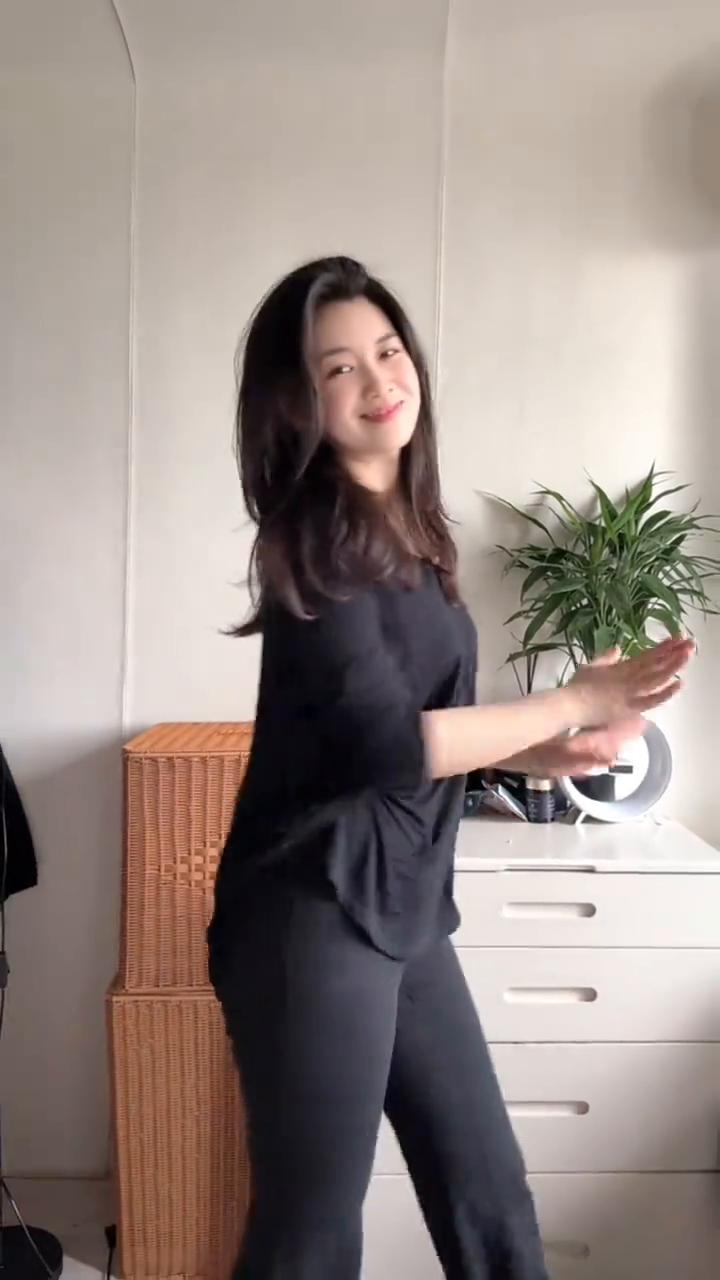 哇哇。