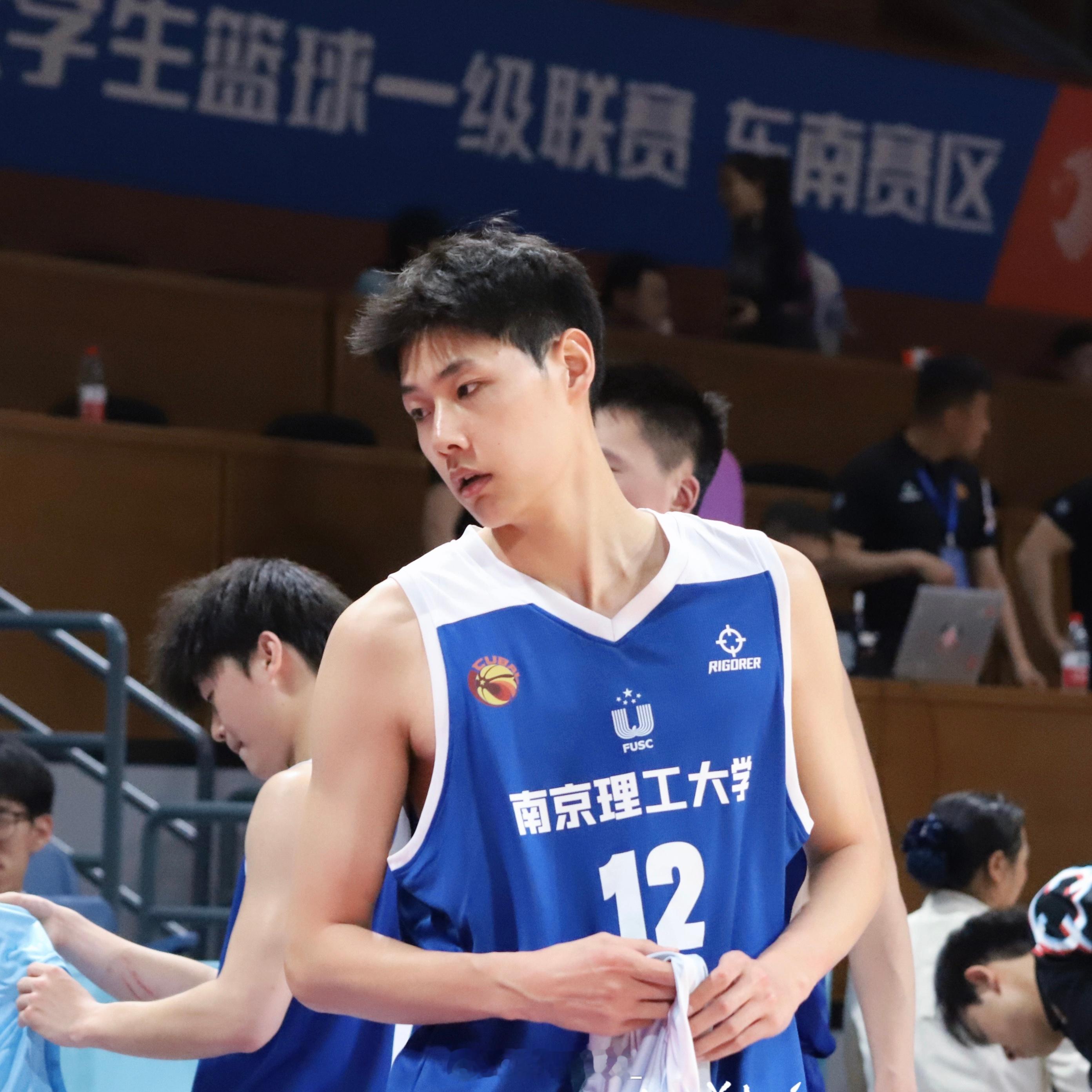 不大，但型好看