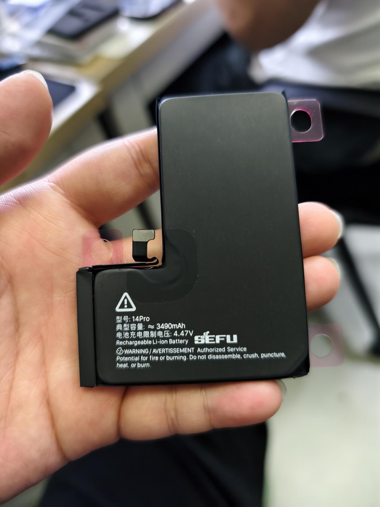 【苹果13pro换块电池继续玩】昨天给用了4年的13pro换电池很纠结到底是