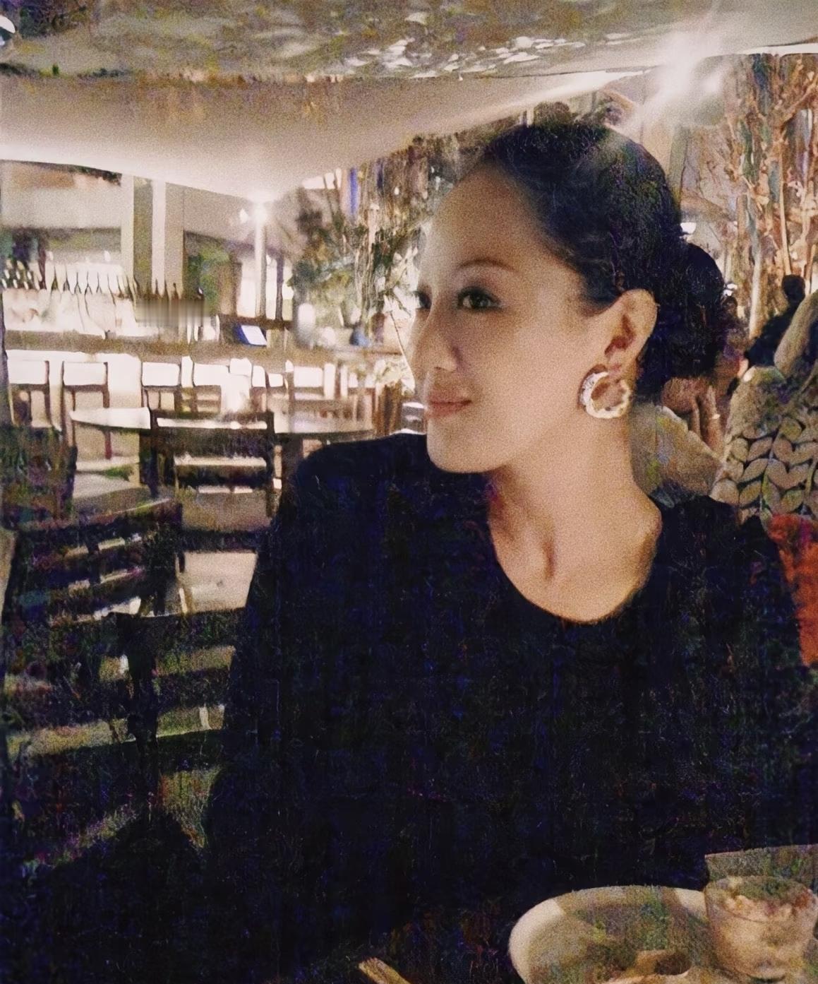 真正厉害的女人，选男人看的不是钱。章小蕙见钟镇涛第一面，就知道必须是他。当时