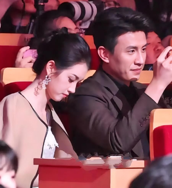 红果鎏金盛典上，刘萧旭和郭宇欣同框了~不知道大家发现没？郭宇欣和刘萧旭参