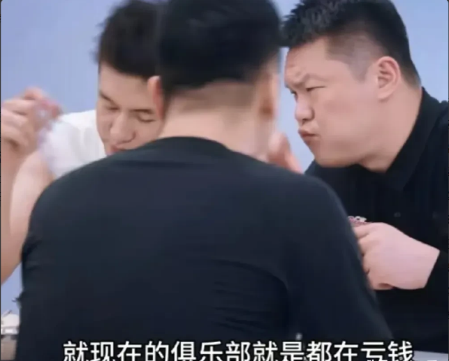 朱芳雨去年说“目前CBA的球队都在亏损”，如今被打脸！这两天发生了一件令人匪夷