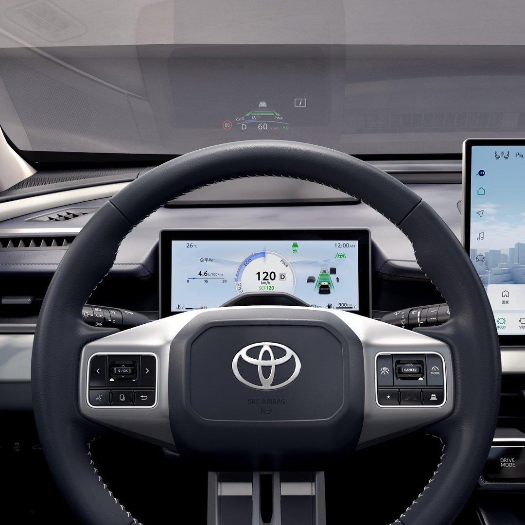 自驾党狂喜！开第六代丰田RAV4去露营，油耗低到不敢信，还带1500W外放电，直