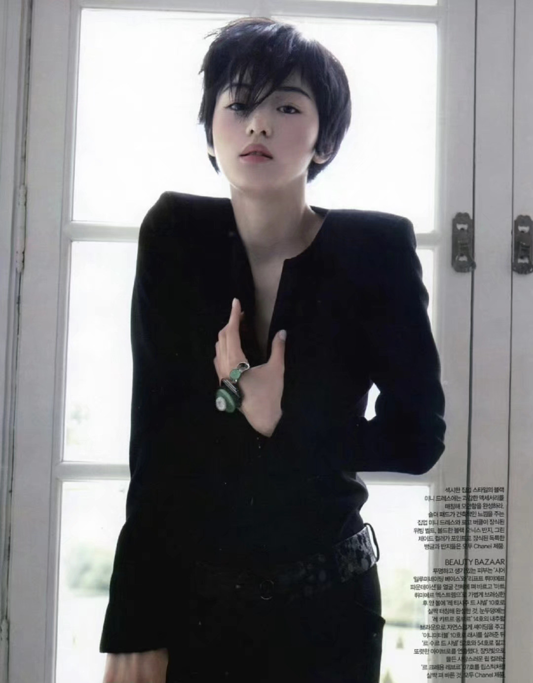 2009年的短发全智贤​​​