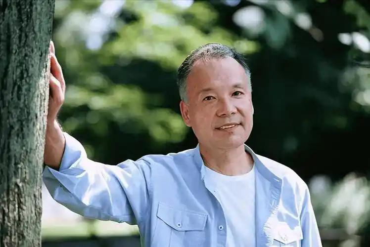 我身边有群中老年朋友，他们真实的婚恋状况耐人寻味。大多都处于离异状态。剩下的，感