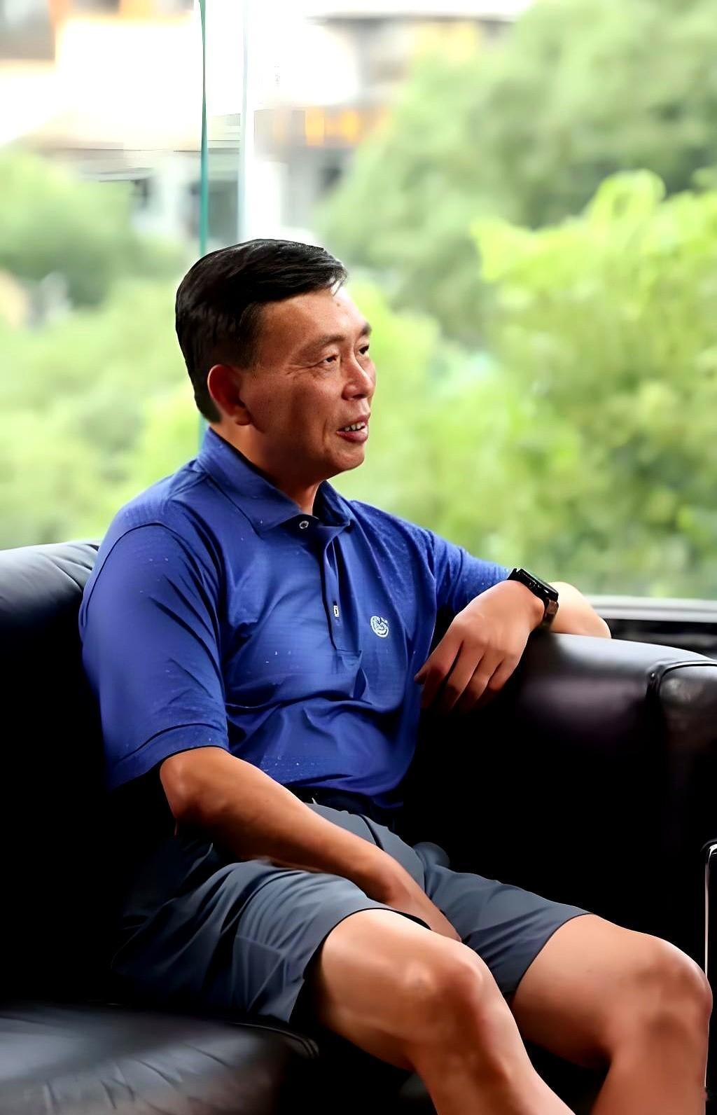 段永平这两天又放话,危机五到八年一轮回,下次股市跪地时记得回来扫货,但前提是千万