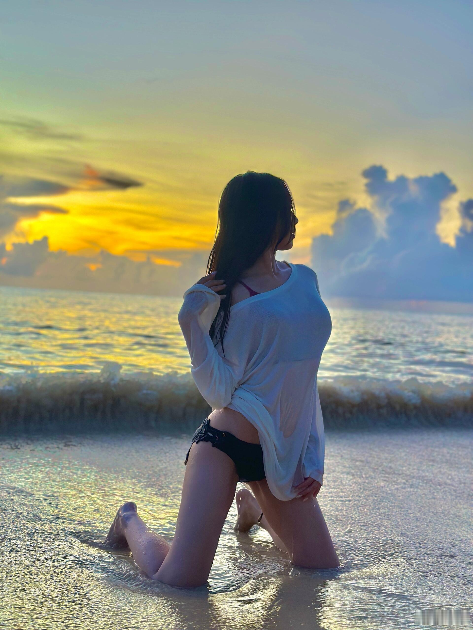 冯盈盈🏝️阳光沙滩海浪​​​