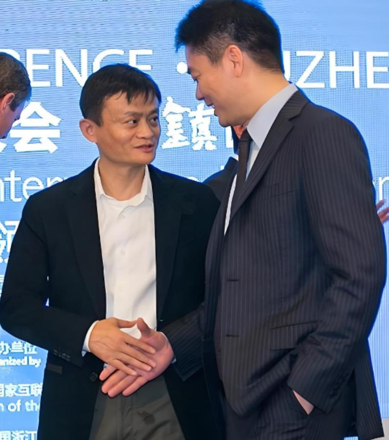 2007年，马云把刚为阿里巴巴赚了2000亿的孙彤宇踢出了淘宝。马云还很得