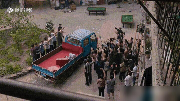 央视新剧刚爆，倪妮就被骂上天，说她一个人拖垮了闫妮刘敏涛。你去看，她演那个