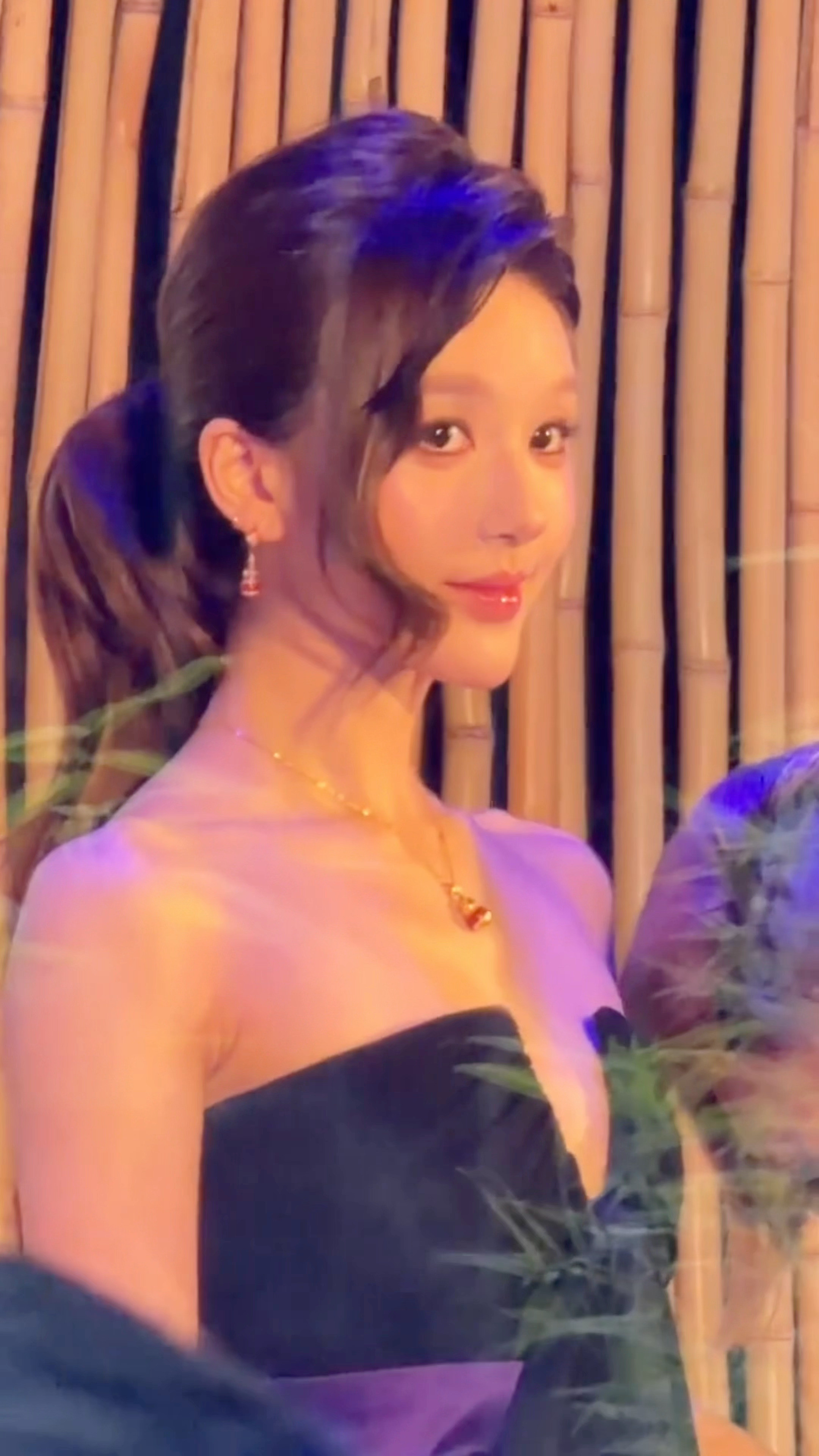 本当是蜜桃味的黑玫瑰…🥀