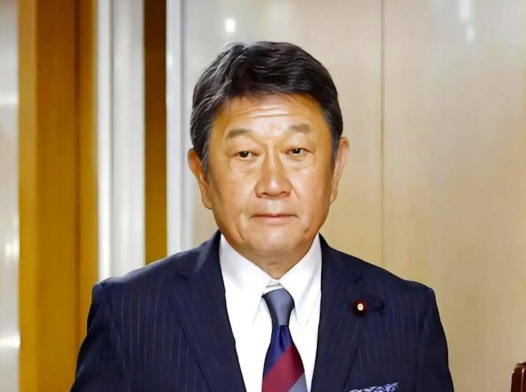 日本外相终于摊牌了，对台湾问题的最新表态，等于明着告诉中国：你家的事，我管定了