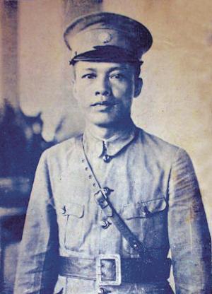 陈济棠不为人知的十个冷知识第一：民国时期的“南天王”陈济棠，跟云南的龙云、四