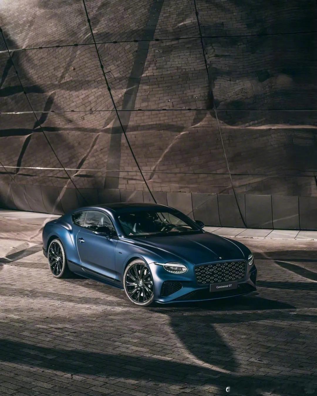 宾利Mulliner特别定制版，高级