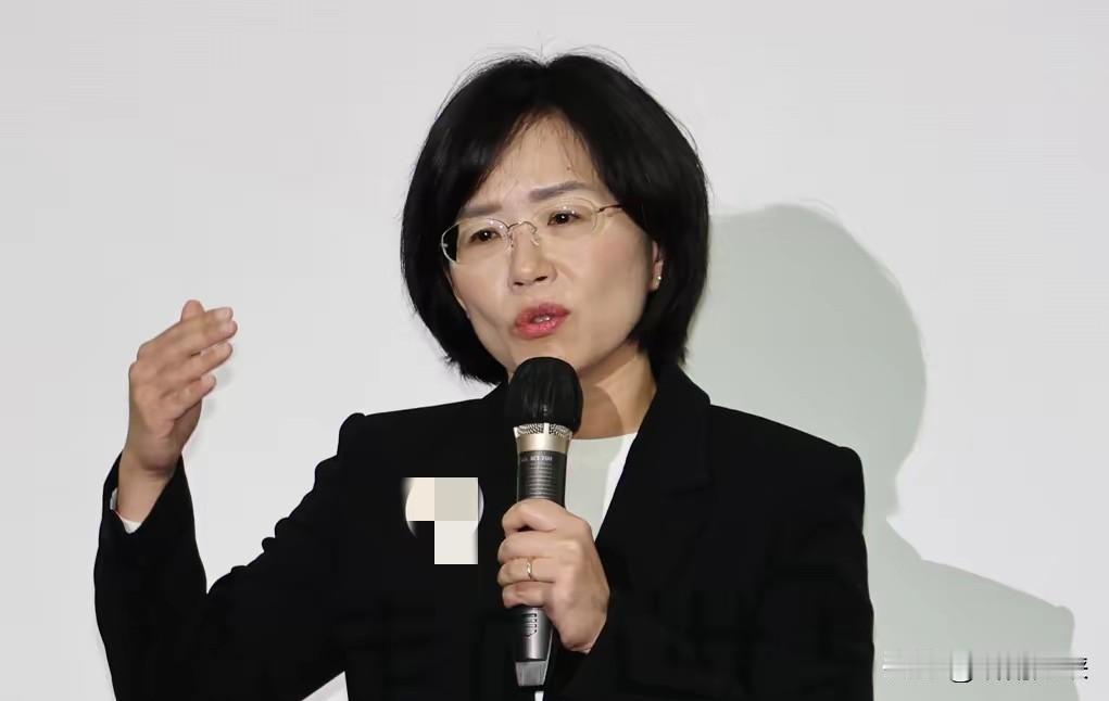 民调大幅领先李四川？郭正亮坦言苏巧慧很清楚现况！近段时间以来，新北的角逐成了外界