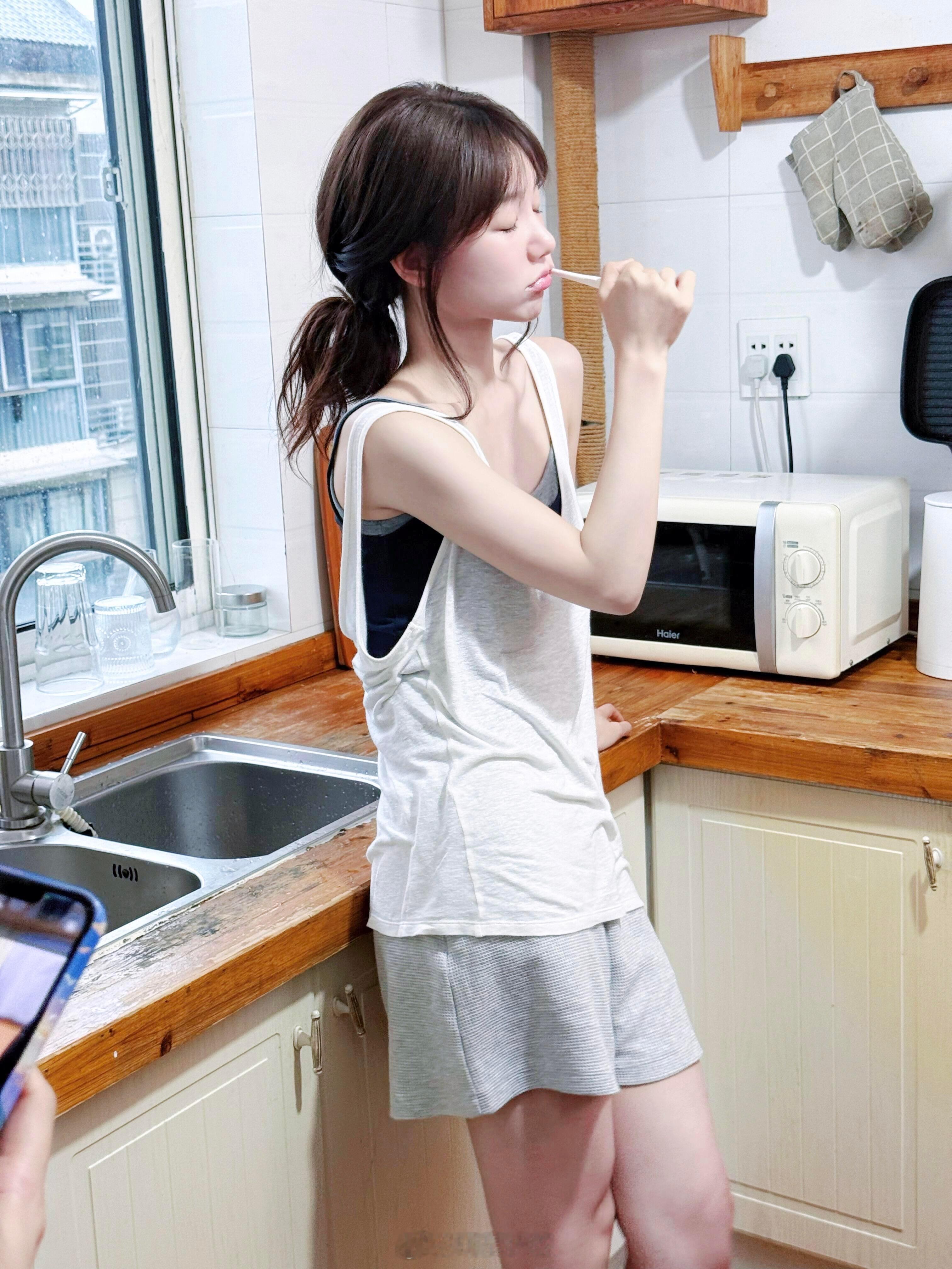 徐梦洁瘦好多徐梦洁这一组简直太少女了