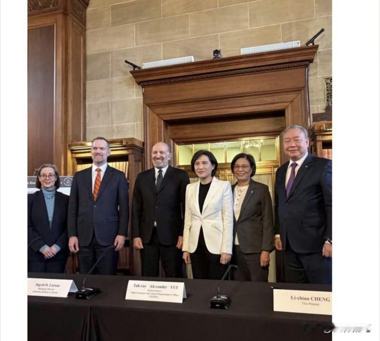 发现没有？与台湾谈判关税的美国团队主要角色是商务部部长卢特尼克，去年这位卢特尼克