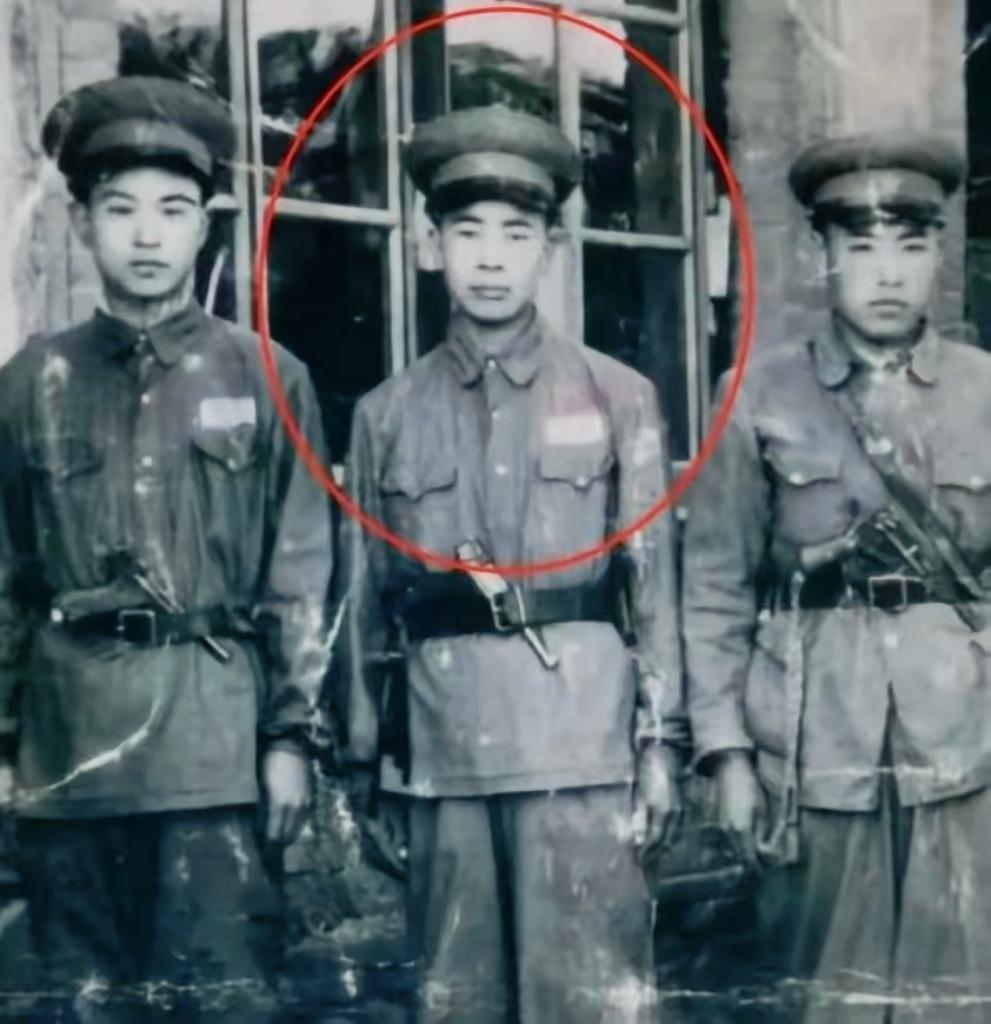 1948年，一个日本人冒充中国人，加入了解放军，征战半个中国，立下汗马功劳，还参