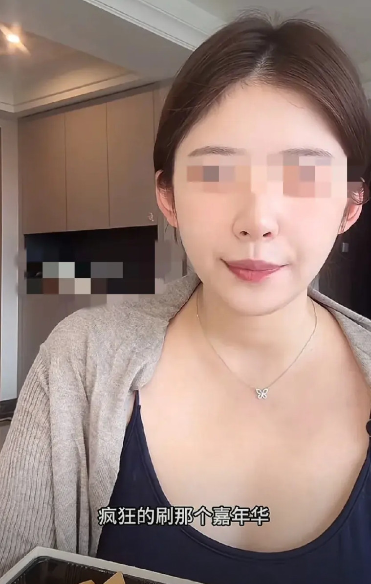 黄一鸣讲和王思聪认识的经过!“啪，5万打车费就转过来了”，这一句真的惊呆到我