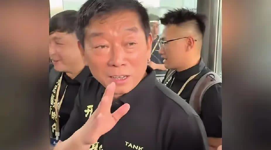 长城汽车董事长魏建军正式回复理想汽车跟乘龙重卡碰撞试验，简单两句话说明了他的态度