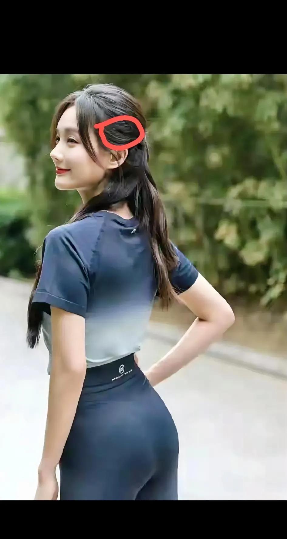 要我说，李一桐就是个谜！你们发现没有，她拍的电视剧要么大火，要么播都不播，