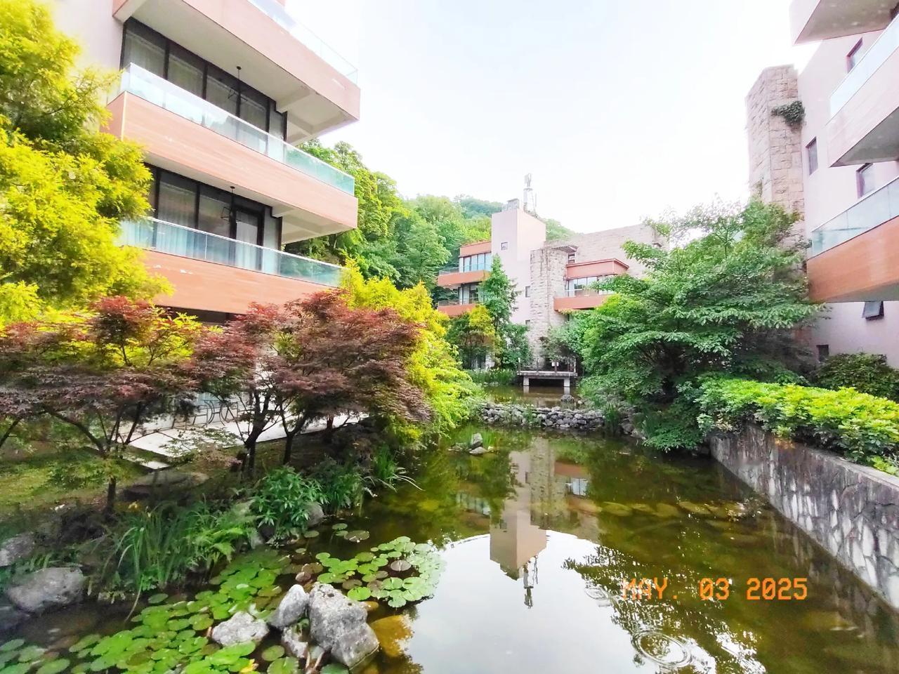 五一小长假入住都江堰御垒山居酒店环境早餐不错五一小长假我们选择到距成都近点