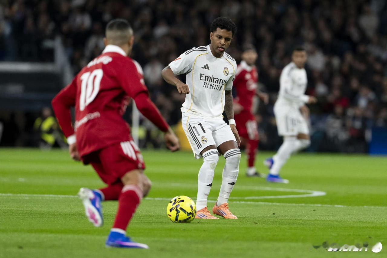 最后拯救阿隆索的可能是他！对阵塞维利亚，皇马2025年主场收官战，也是2025