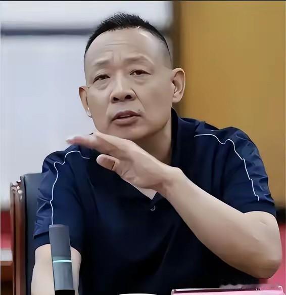 胖东来再一次证明了，干死实体经济的，永远不是电商，而是房东！以前实体店一倒闭