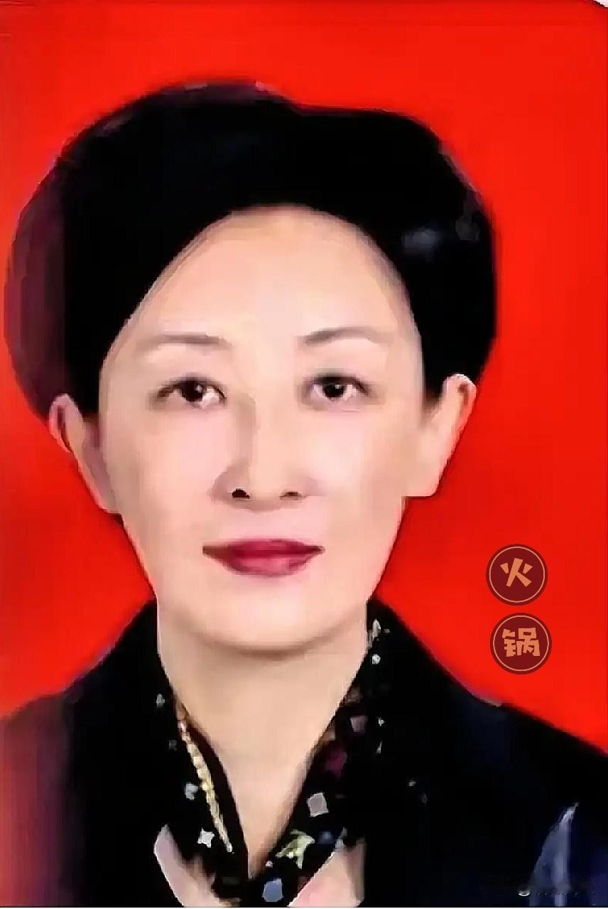 警报声一响没想到，明明只差一道登机口，还是被按住了，从2018年到2023